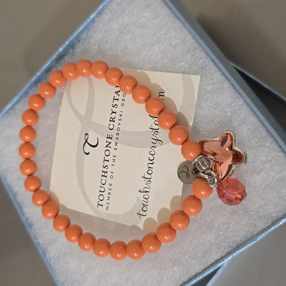 Touchstone Crystal Swarvorski Crystal Coral Beaded Braclett